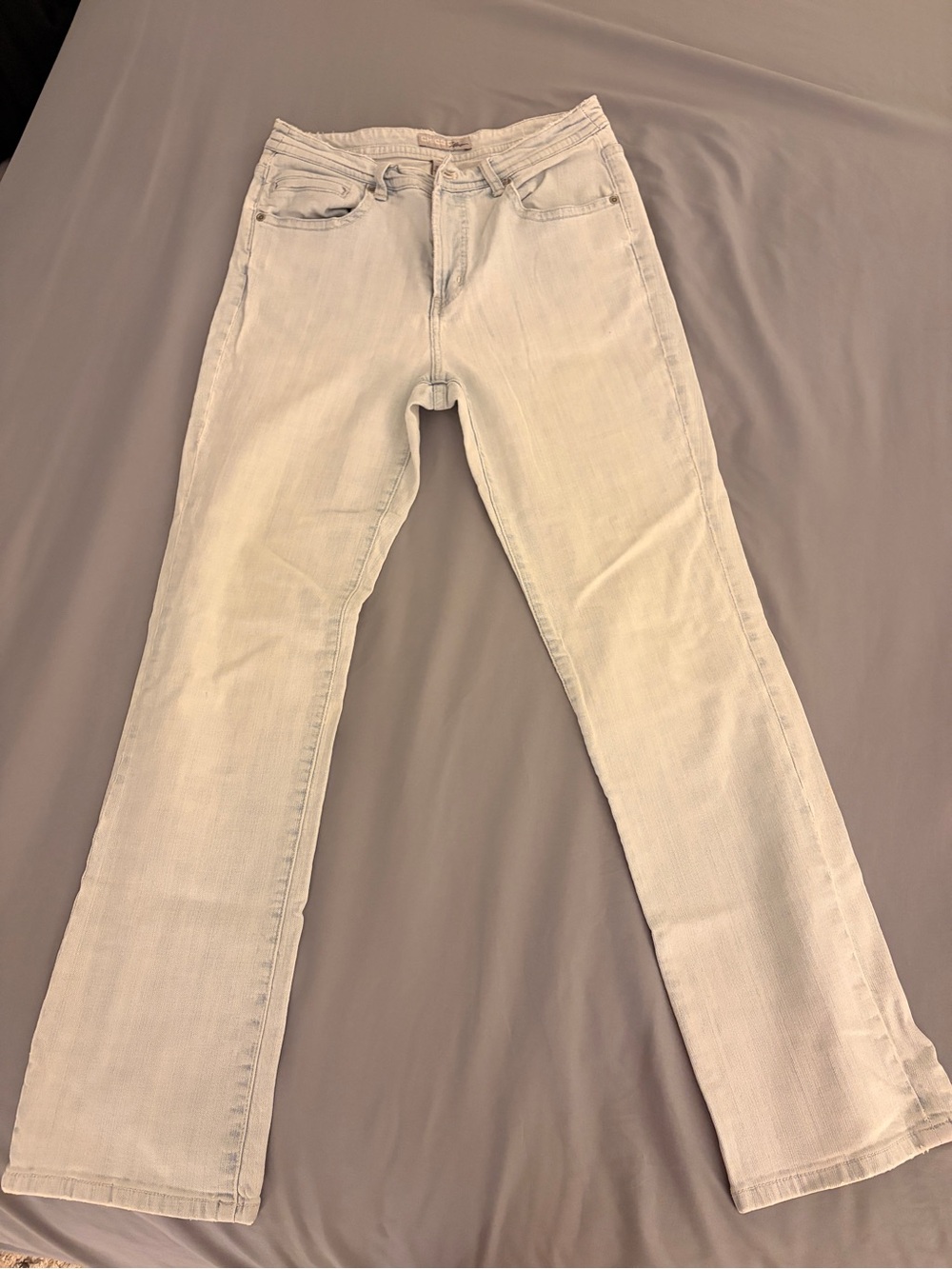 Women's Light Wash Straight Leg Jeans - Classic Casual